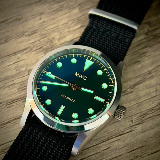 MWC Classic 1950s/1960s Pattern 25 Jewel Automatic "Adventurer" Watch with 200m Water Resistance and Retro Luminous Paint and Sapphire Crystal
