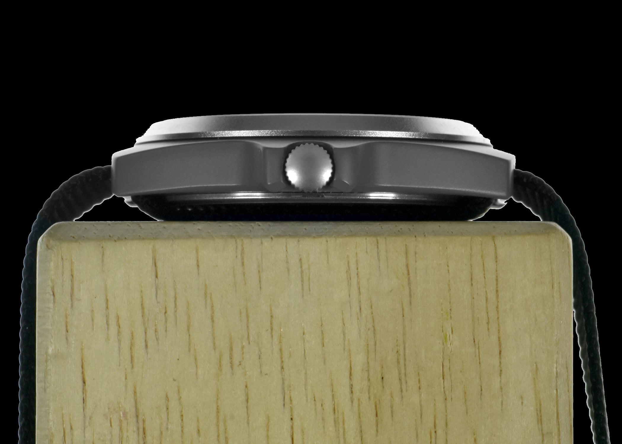 Replica MIL-W-46374C 1980s U.S pattern Military Watch in Olive Drab on a Nylon Webbing Strap